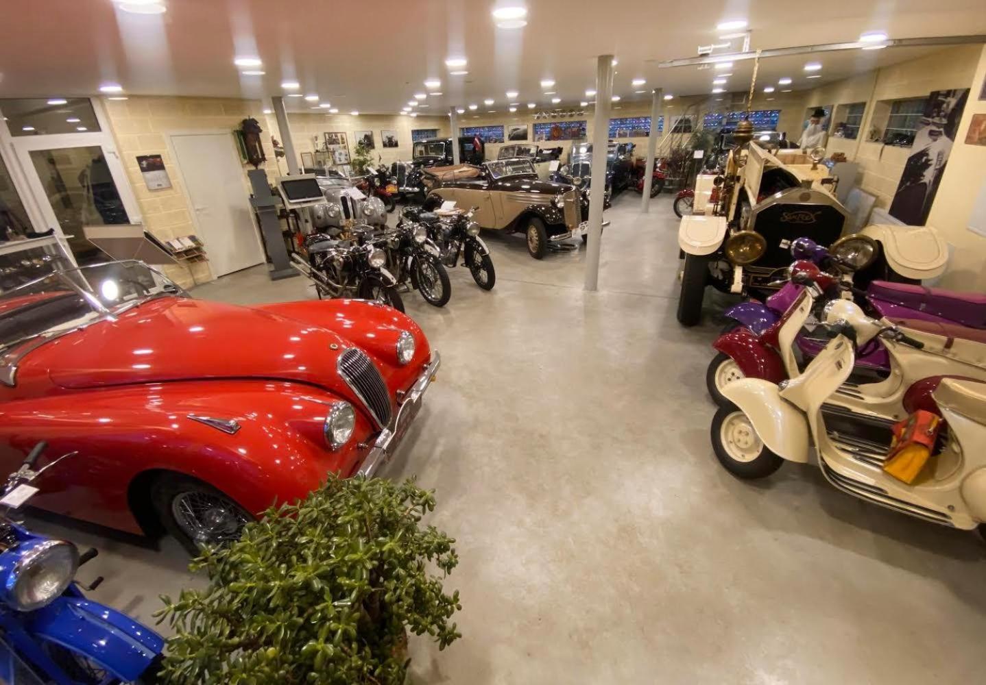 Classic Car Museum Apartment Рига Екстер'єр фото