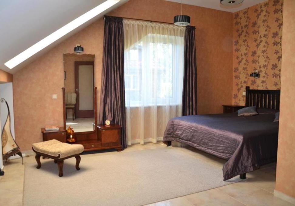 Classic Car Museum Apartment Рига Екстер'єр фото